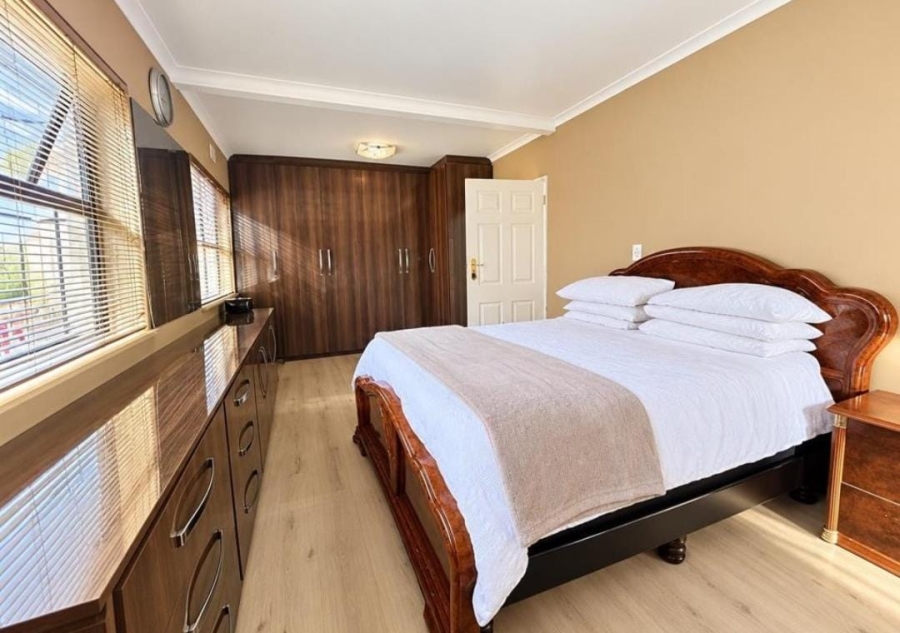3 Bedroom Property for Sale in Guguletu Western Cape